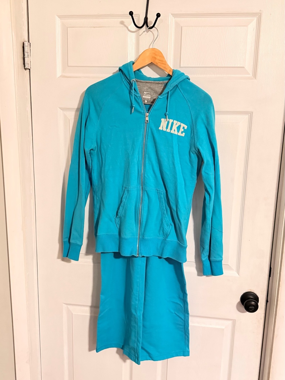 Nike Teal Zip-Up Hoodie Jacket with White Logo